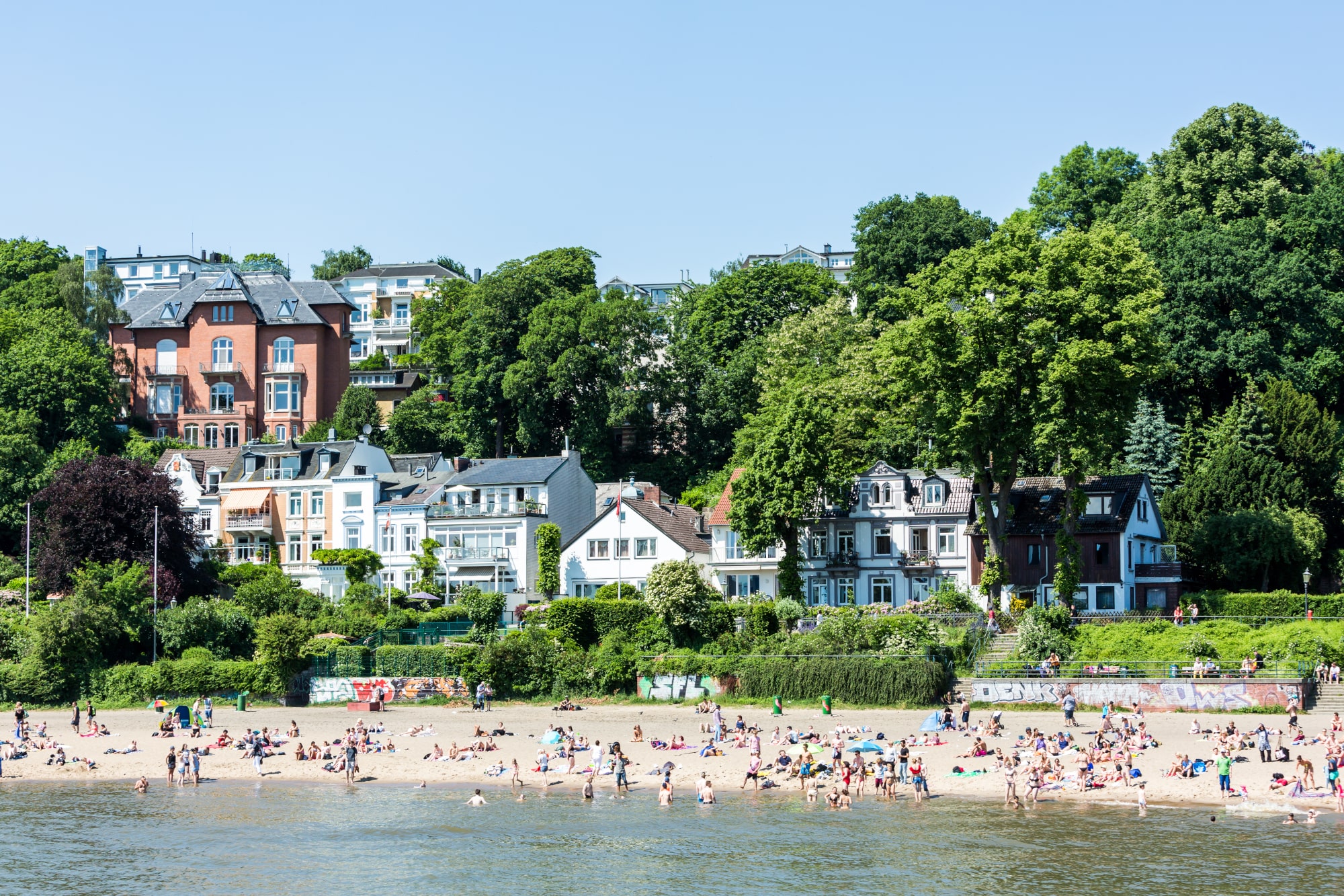 Casini & Görner Immobilien ist Ihr zuverlässiger Immobilienmakler für Blankenese und Umgebung.